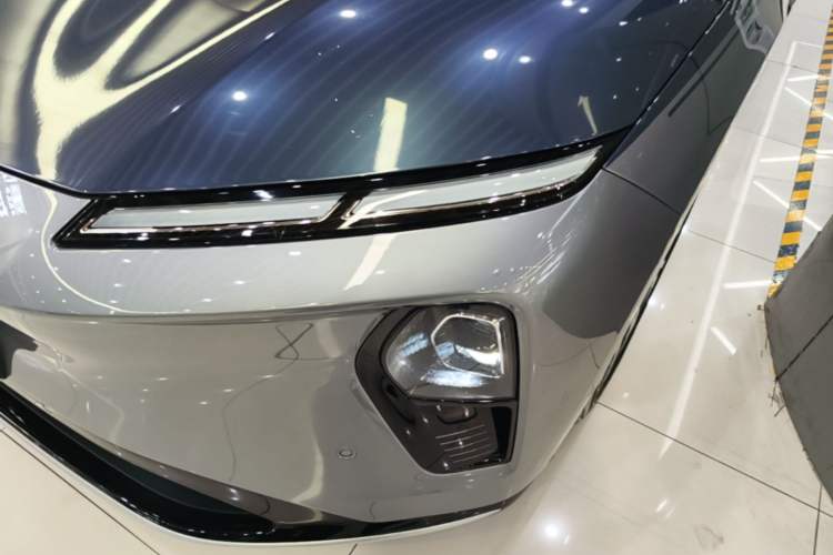 Used Nio ET9 2025 100kWh Signature Edition Left Front Headlight