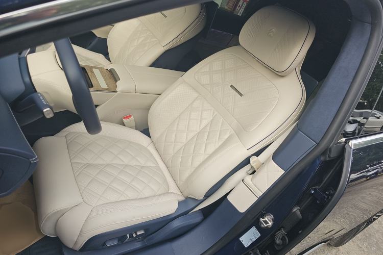 Used Nio ET9 2025 100kWh Signature Edition Left Front Seat