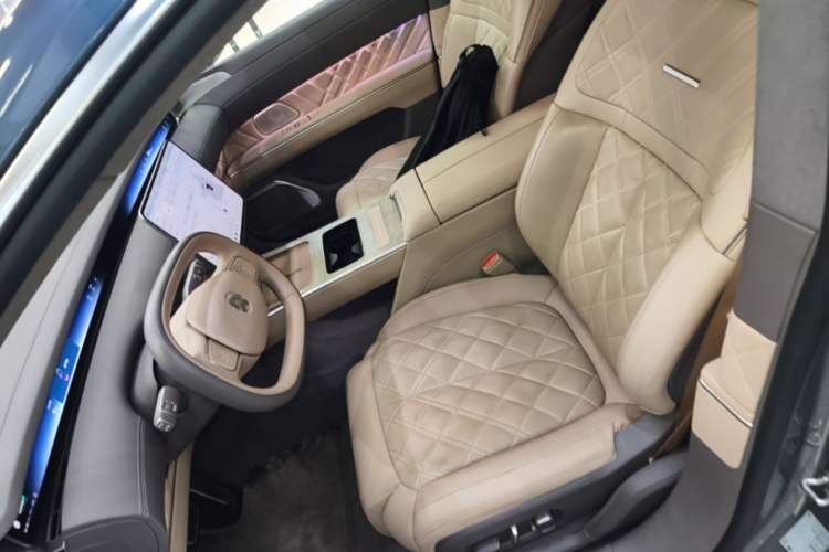 Used Nio ET9 2025 100kWh Signature Edition Left Front Seat