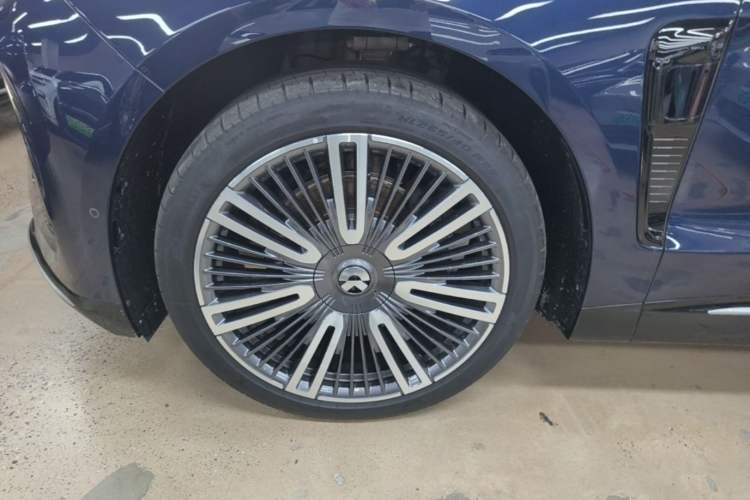 Used Nio ET9 2025 100kWh First-Edition Limited Edition Left Front Wheel Hub