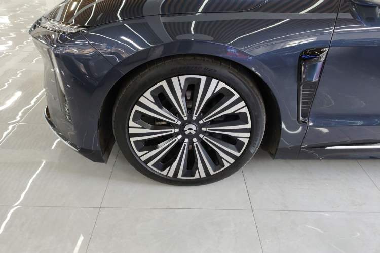Used Nio ET9 2025 100kWh Signature Edition Left Front Wheel Hub