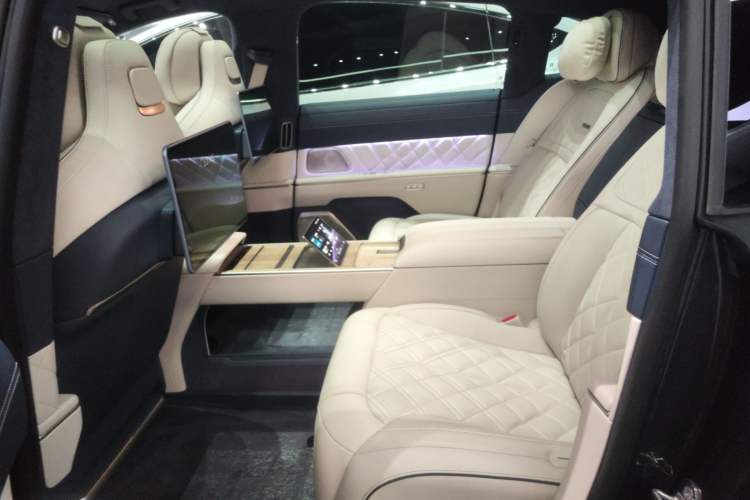 Used Nio ET9 2025 100kWh Signature Edition Left Rear Seat