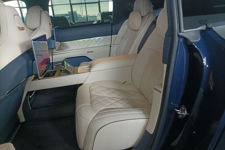 Used Nio ET9 2025 100kWh Signature Edition Left Rear Seat