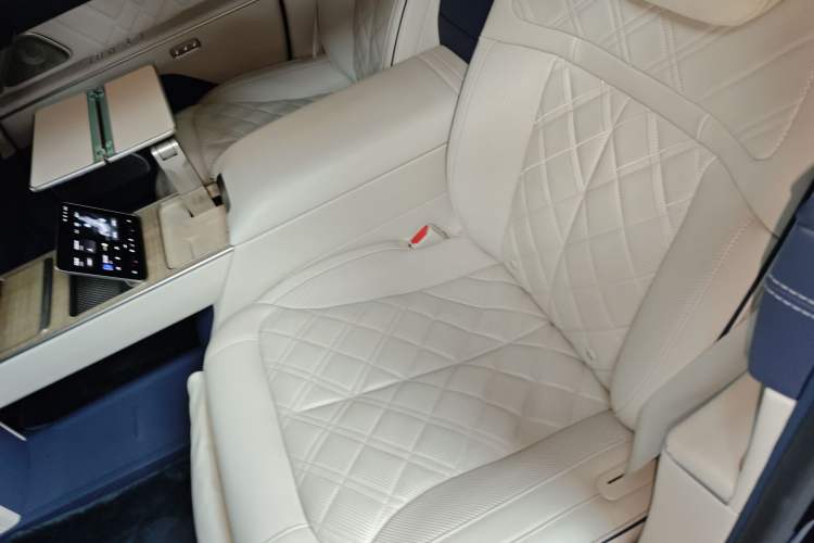 Used Nio ET9 2025 100kWh Signature Edition Left Rear Seat