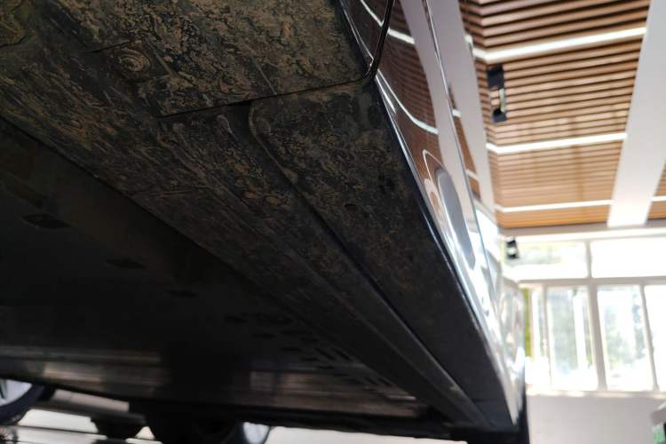 Used Nio ET9 2025 100kWh Signature Edition Left Side Sill