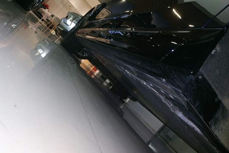 Used Nio ET9 2025 100kWh Signature Edition Left Side Sill