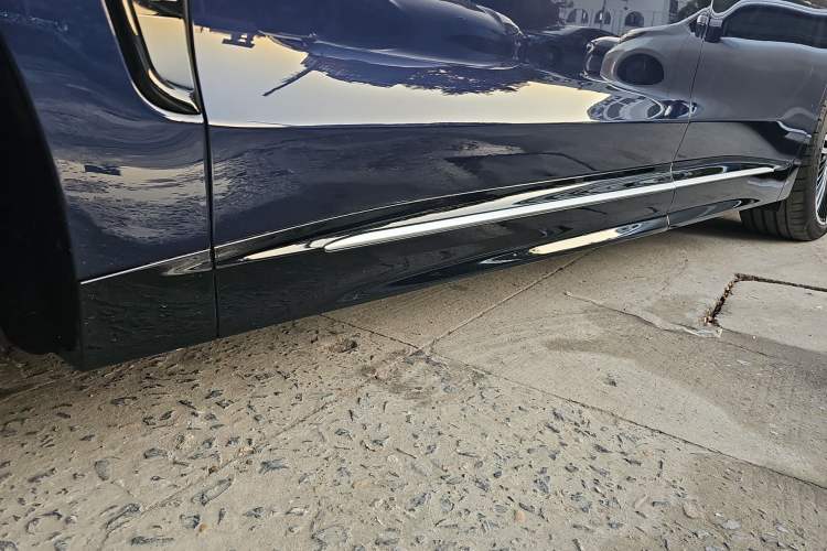 Used Nio ET9 2025 100kWh Signature Edition Left Side Sill