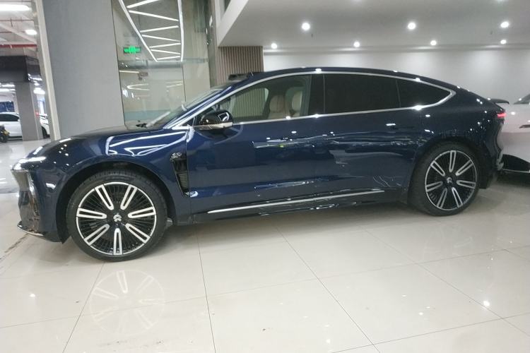 Used Nio ET9 2025 100kWh Signature Edition Left Side