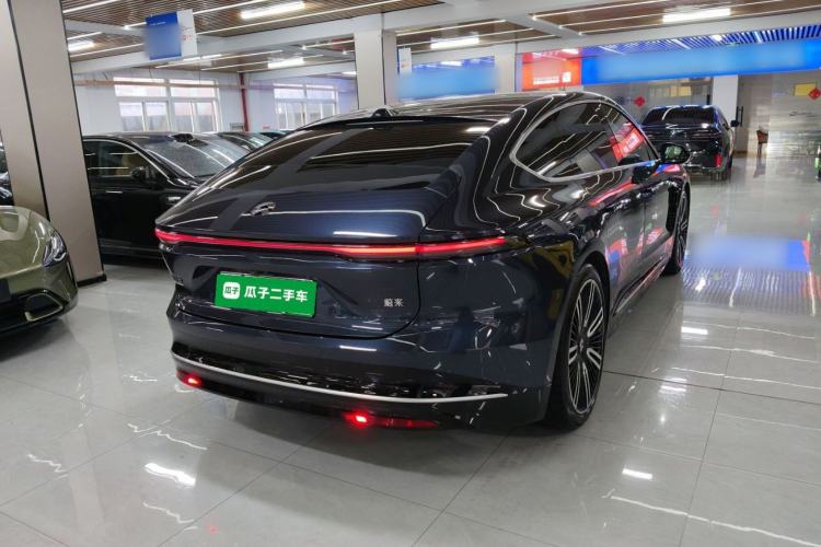 Used Nio ET9 2025 100kWh Signature Edition Rear Right 45 Deg