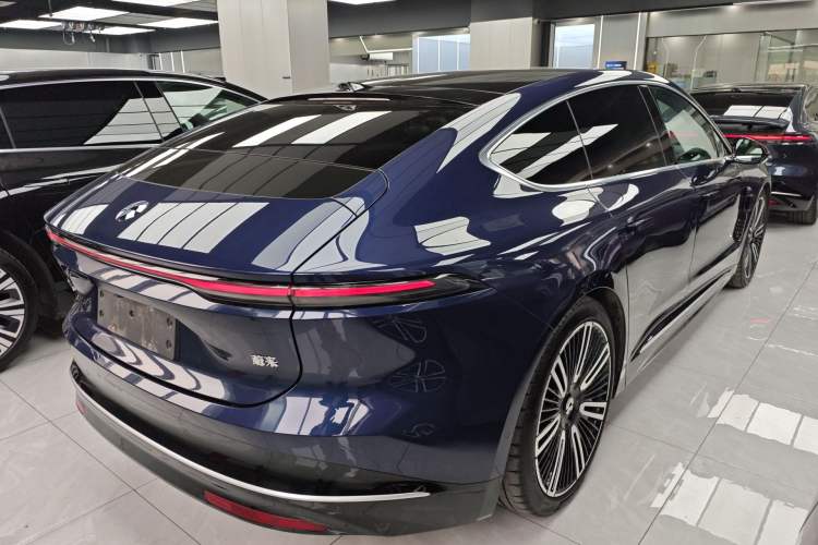 Used Nio ET9 2025 100kWh Signature Edition Rear Right 45 Deg