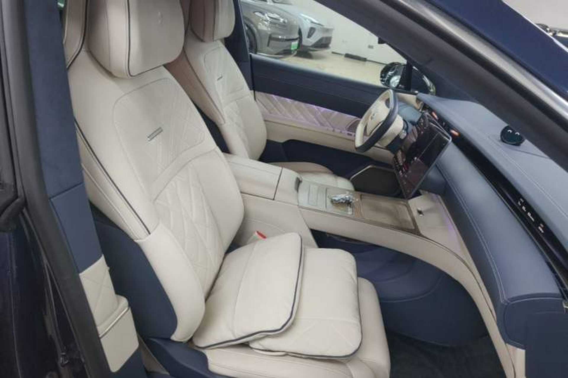 Used Nio ET9 2025 100kWh Signature Edition Right Front Seat