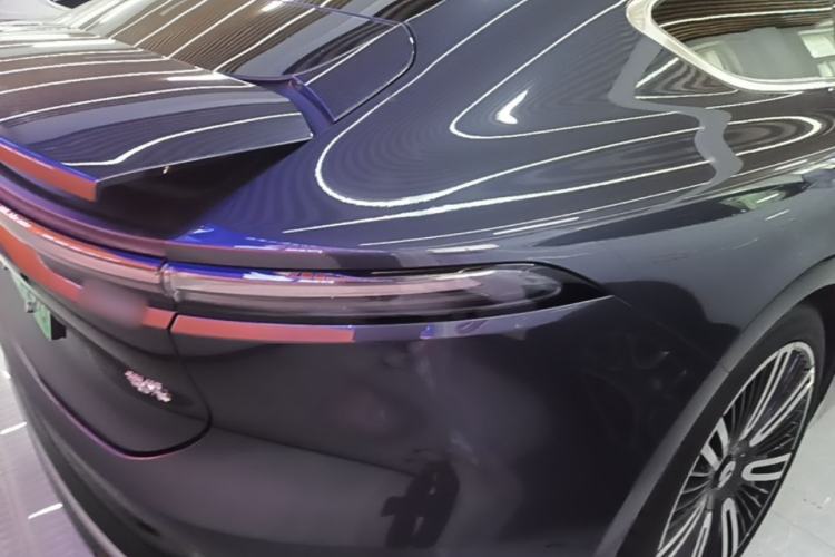 Used Nio ET9 2025 100kWh Signature Edition Right Rear Taillight