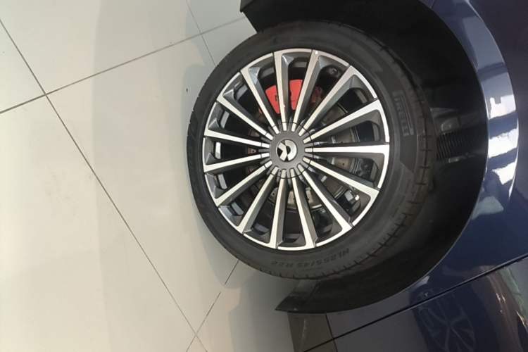 Used Nio ET9 2025 100 kWh Right Rear Wheel Hub