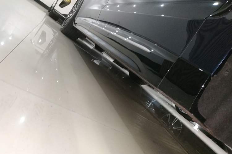 Used Nio ET9 2025 100kWh Signature Edition Right Side Sill