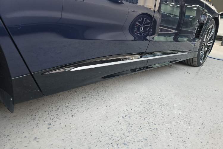 Used Nio ET9 2025 100kWh Signature Edition Right Side Sill
