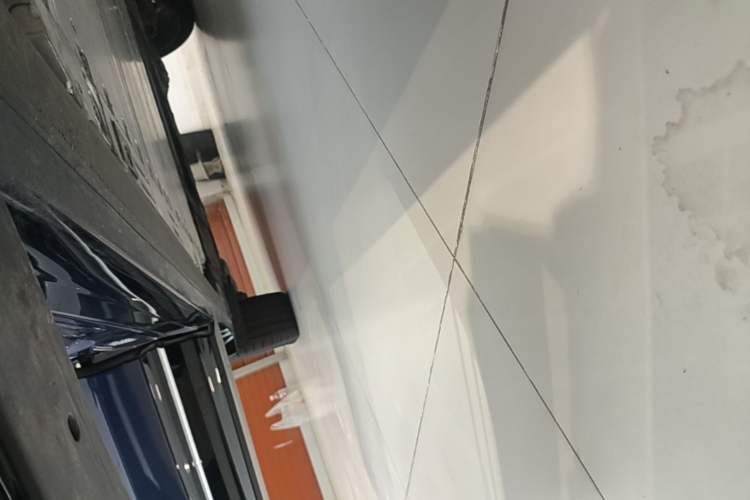 Used Nio ET9 2025 100 kWh Right Side Sill
