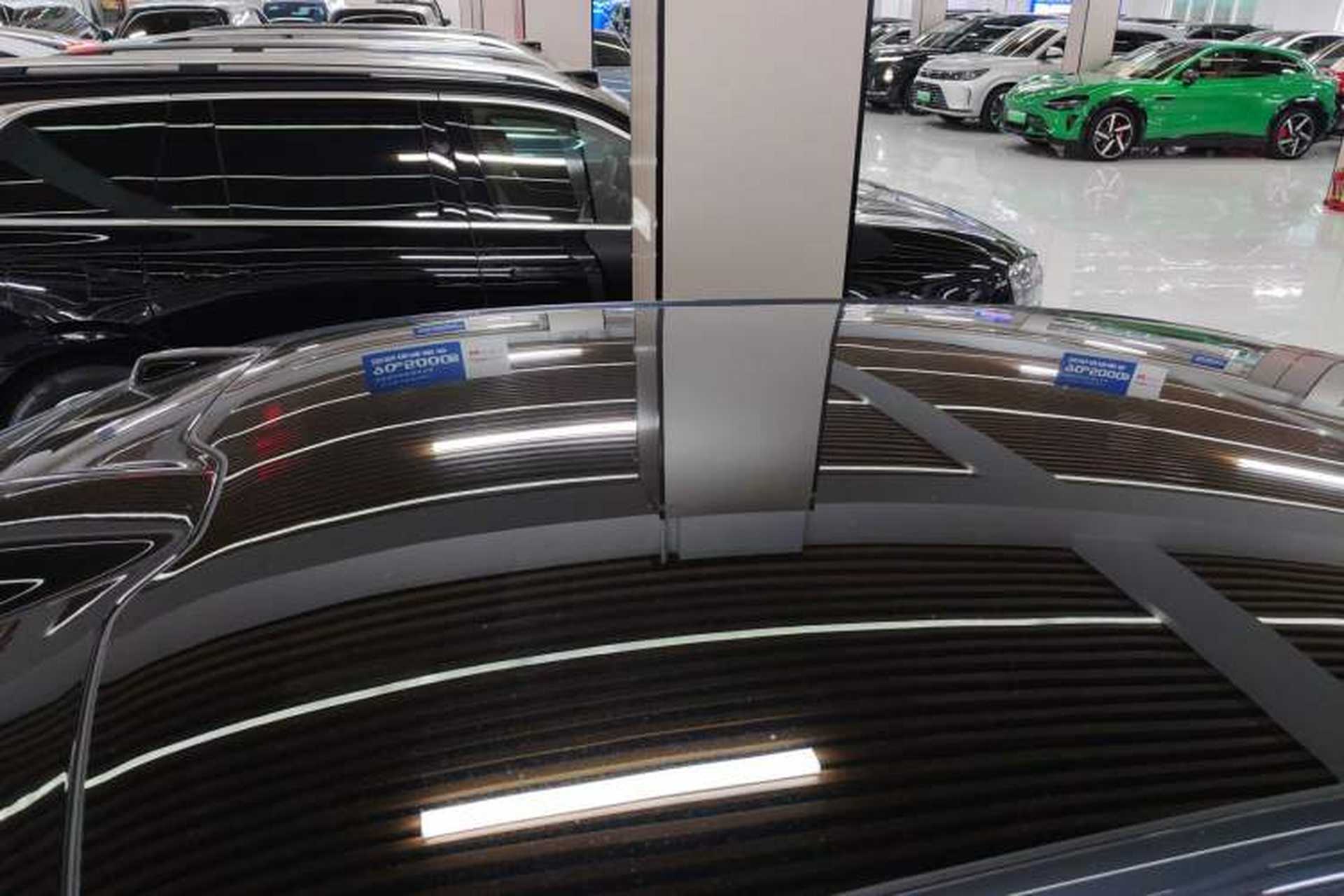Used Nio ET9 2025 100kWh Signature Edition Roof
