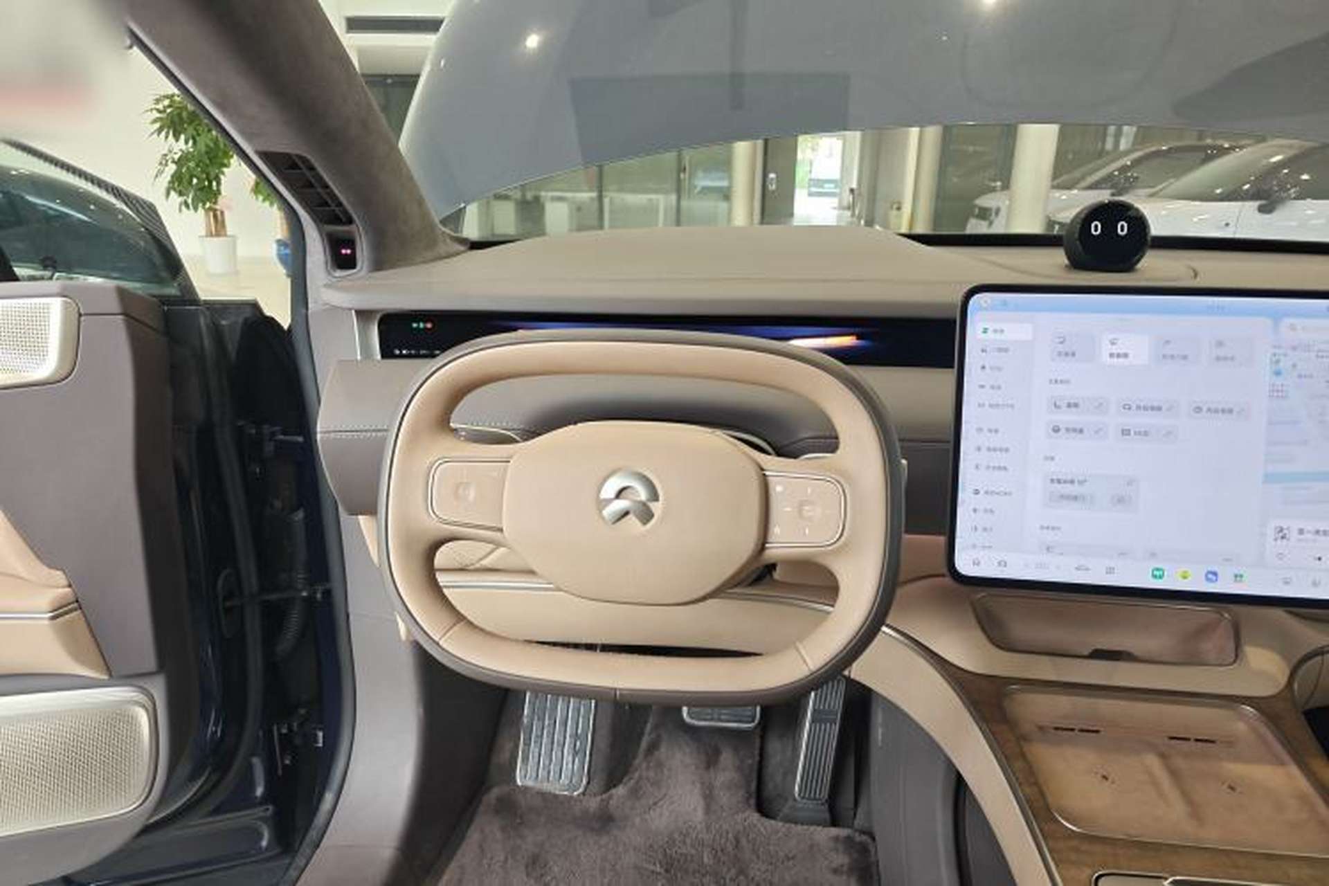 Used Nio ET9 2025 100 kWh Steering Wheel