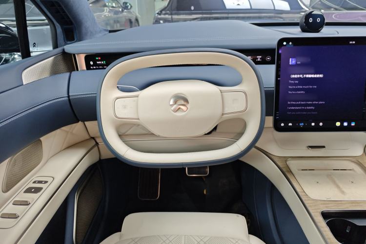 Used Nio ET9 2025 100kWh Signature Edition Steering Wheel