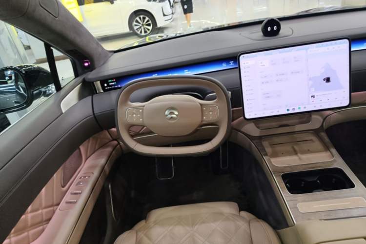 Used Nio ET9 2025 100kWh Signature Edition Steering Wheel