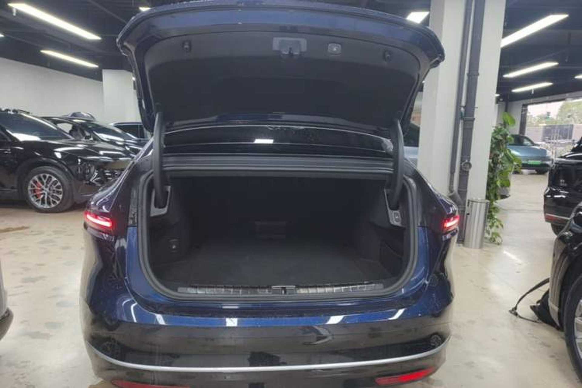 Used Nio ET9 2025 100kWh Signature Edition Trunk