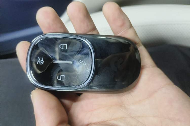 Used Nio ET9 2025 100kWh Signature Edition Vehicle Key