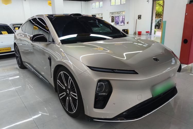 Used Nio ET9 2025 100 kWh Front Right 45 Deg