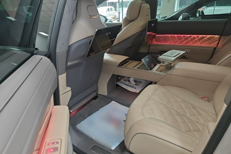 Used Nio ET9 2025 100kWh Signature Edition Left Rear Seat