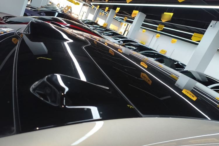 Used Nio ET9 2025 100 kWh Roof