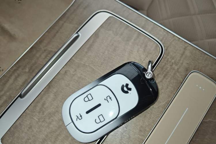 Used Nio ET9 2025 100kWh Signature Edition Vehicle Key