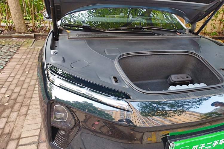 Used Nio ET9 2025 100 kWh Engine Bay Right