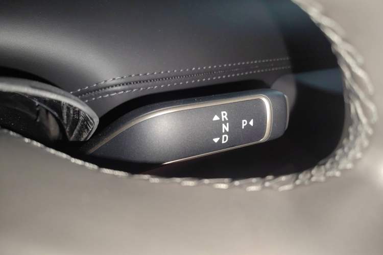 Used Nio ET9 2025 100kWh Signature Edition Gear Lever
