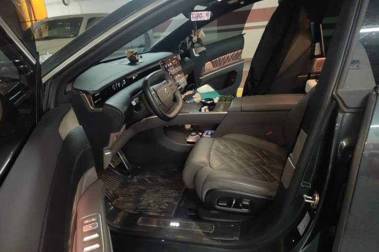 Used Nio ET9 2025 100kWh Signature Edition Left Front Seat