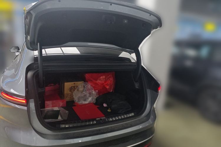 Used Nio ET9 2025 100kWh First-Edition Limited Edition Trunk