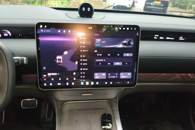 Used Nio ET9 2025 100kWh Signature Edition Audio And AC Panel
