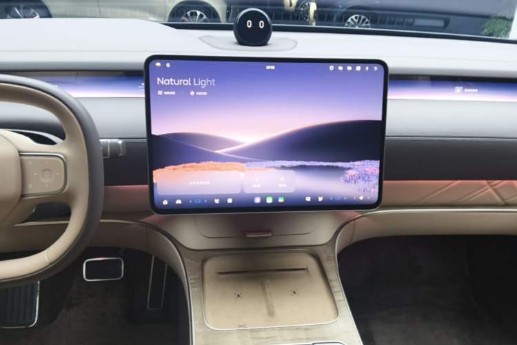 Used Nio ET9 2025 100kWh Signature Edition Audio And AC Panel
