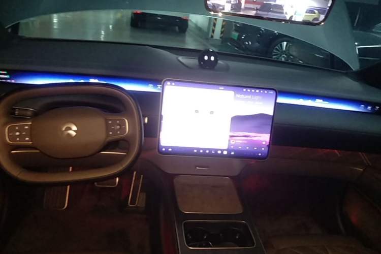 Used Nio ET9 2025 100kWh Signature Edition Audio And AC Panel
