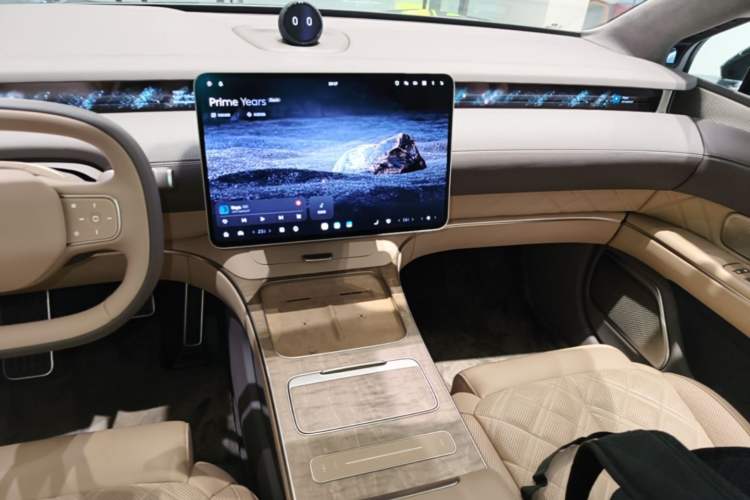 Used Nio ET9 2025 100kWh Signature Edition Audio And AC Panel