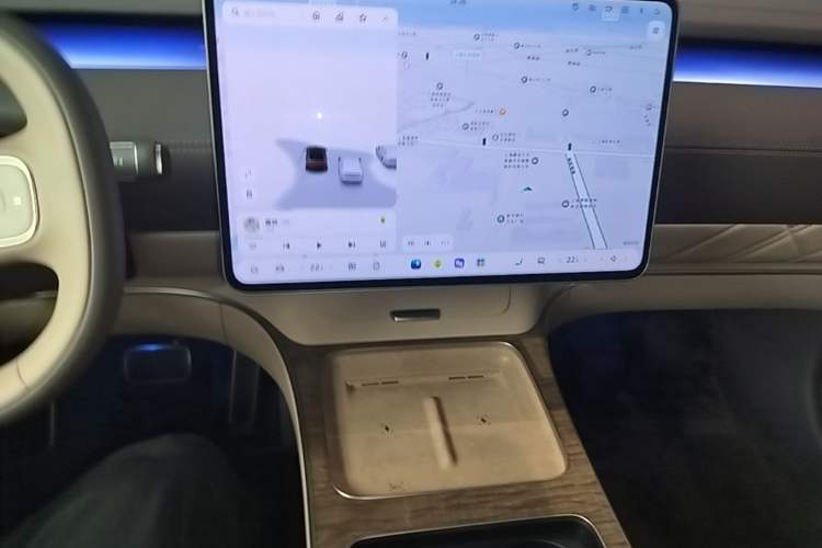 Used Nio ET9 2025 100kWh Signature Edition Audio And AC Panel
