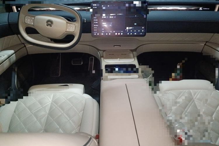 Used Nio ET9 2025 100kWh Signature Edition Center Console