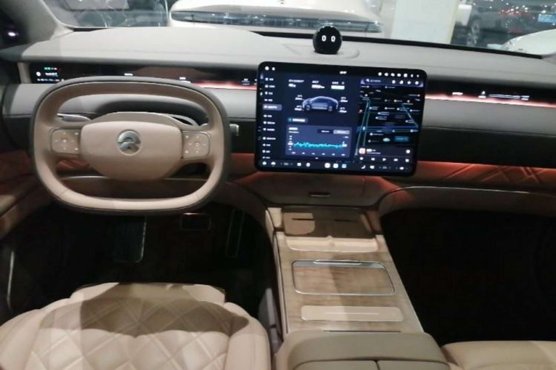 Used Nio ET9 2025 100kWh Signature Edition Center Console
