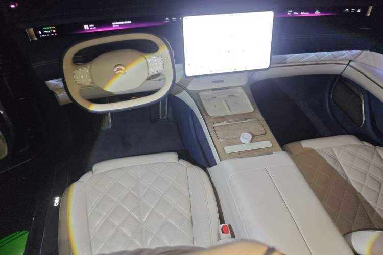 Used Nio ET9 2025 100kWh First-Edition Limited Edition Center Console