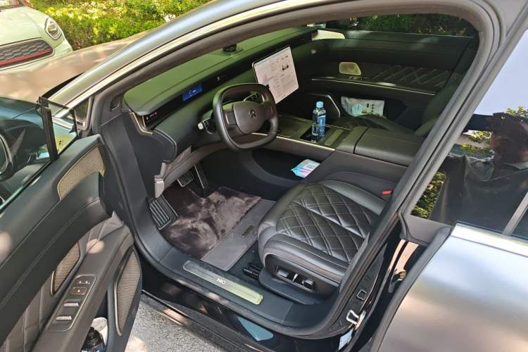 Used Nio ET9 2025 100 kWh Driver Seat