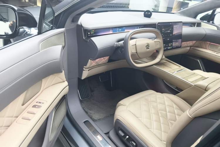 Used Nio ET9 2025 100kWh Signature Edition Driver Seat