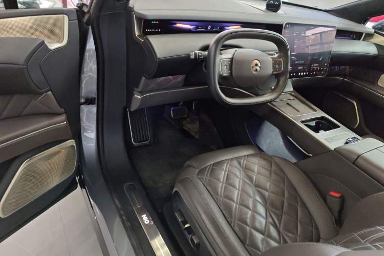 Used Nio ET9 2025 100kWh Signature Edition Driver Seat