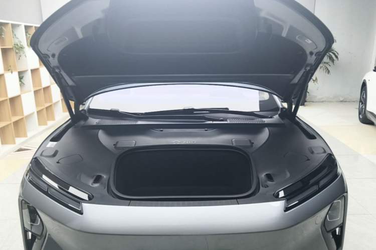 Used Nio ET9 2025 100kWh Signature Edition Engine Bay