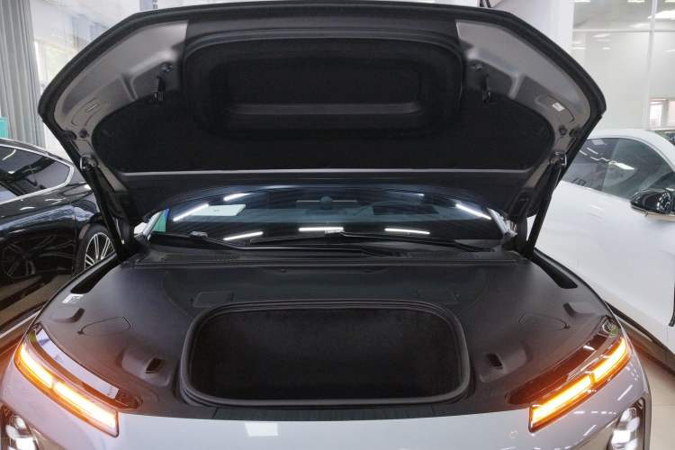 Used Nio ET9 2025 100kWh Signature Edition Engine Bay
