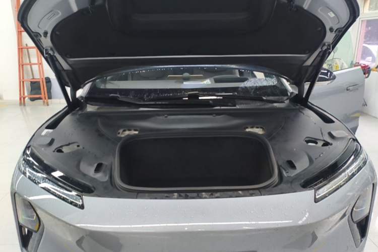 Used Nio ET9 2025 100kWh Signature Edition Engine Bay