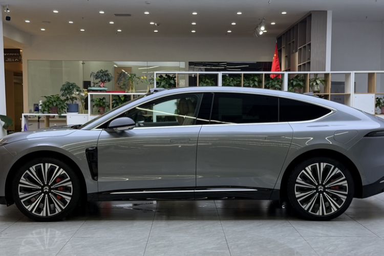 Used Nio ET9 2025 100kWh Signature Edition Exterior 1