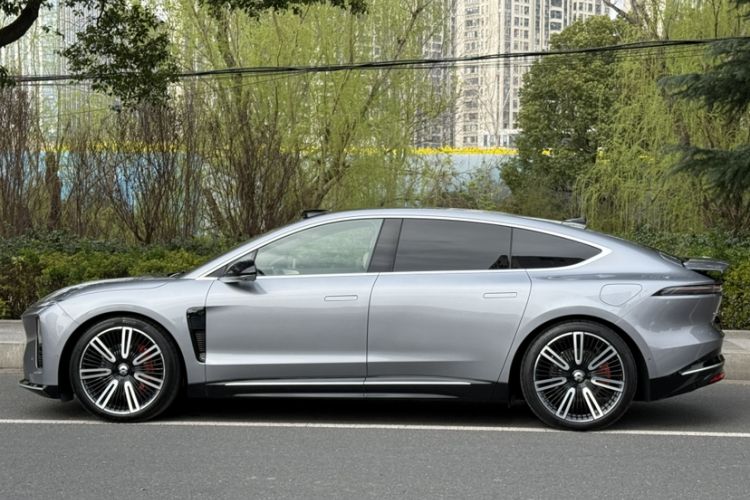Used Nio ET9 2025 100kWh Signature Edition Exterior 6